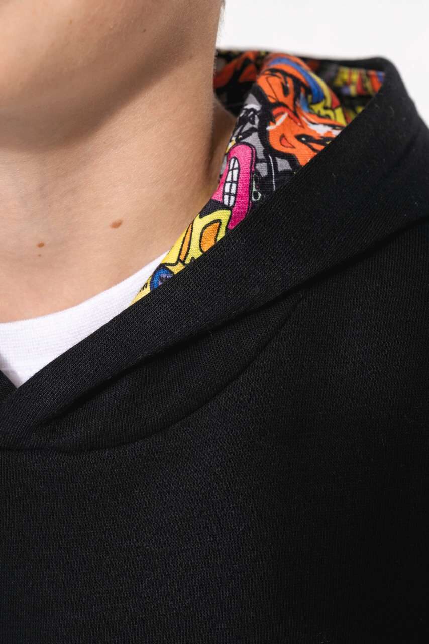 UNISEX GYERMEK KONTRASZTOS MINTÁJÚ KAPUCNIS PULÓVER (KA4014) - Image 6