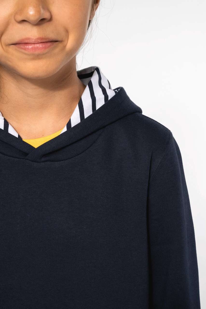 UNISEX GYERMEK KONTRASZTOS MINTÁJÚ KAPUCNIS PULÓVER (KA4014) - Image 9